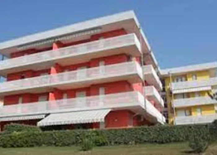 Adorable Flat With Terrace In - Beahost Διαμέρισμα *