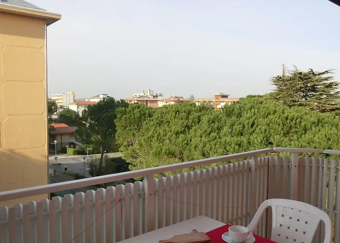 Adorable Flat With Terrace In - Beahost