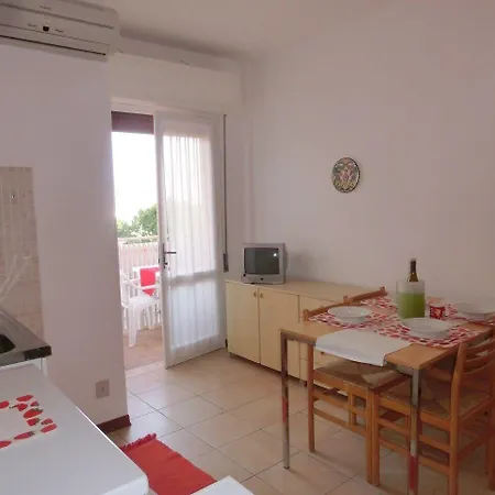 Adorable Flat With Terrace In - Beahost * Bibione