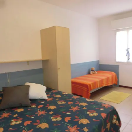 Апартаменты Adorable Flat With Terrace In - Beahost Бибионе